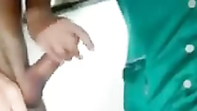 Özbek kadın ateşli bir hastaya kanser verdi