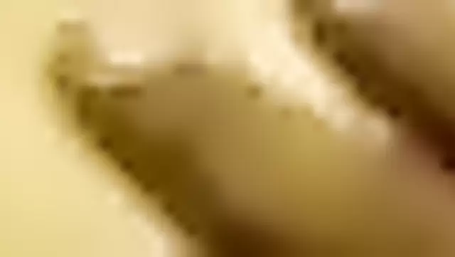 Herif, Özbek genç kızla seksini kameraya aldı.